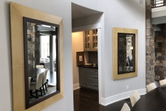 100-pound-mirrors-hung-on-a-curved-wall